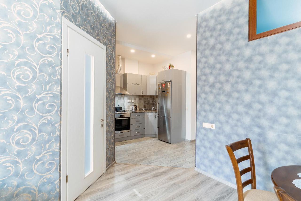 Nice Batumi Apartment Екстериор снимка