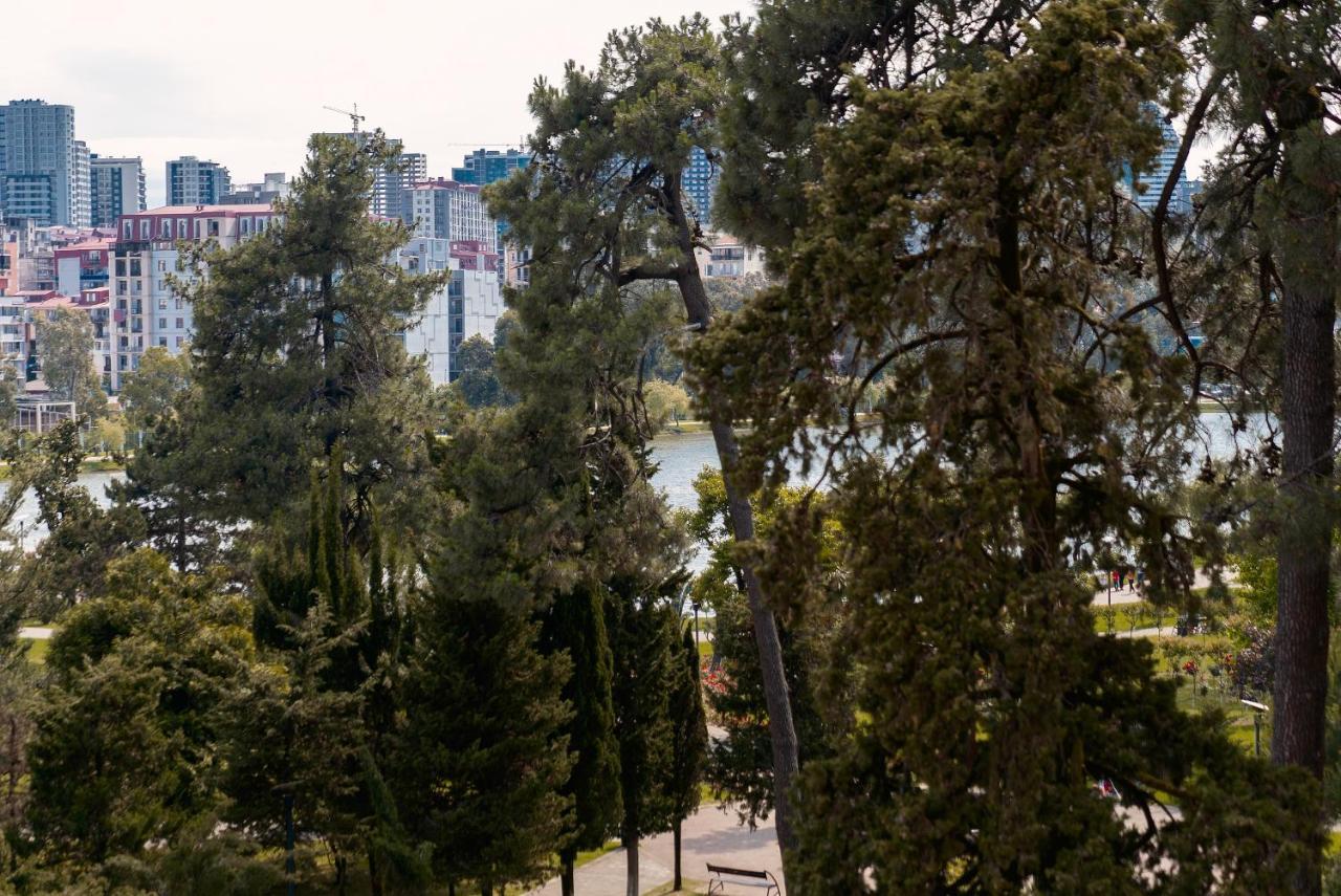 Nice Batumi Apartment Екстериор снимка